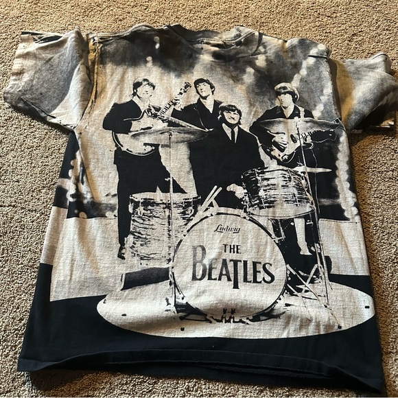 VTG | THE BEATLES ALL OVER PRINT TEE - Picture 3 of 5